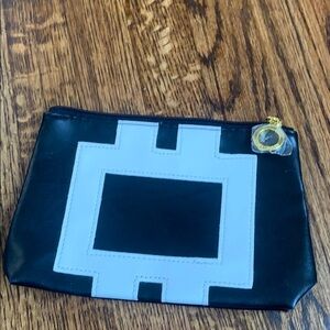 NWOT Estée Lauder bag